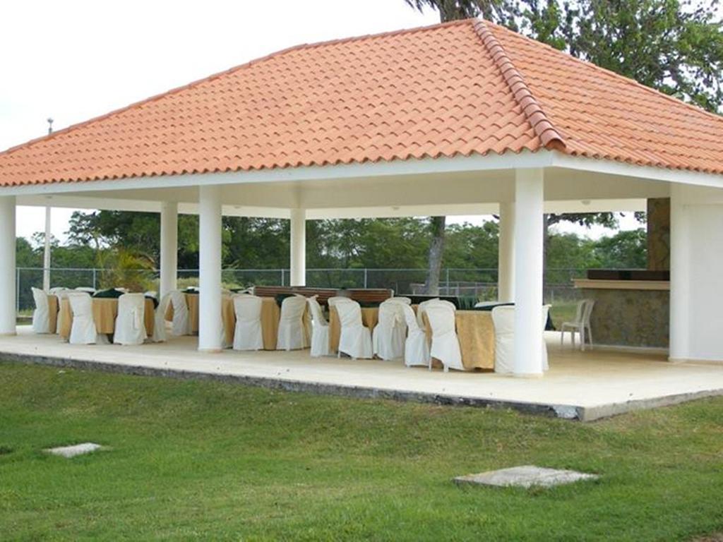 סן פרנסיסקו דה מקוריס Hotel Las Caobas מראה חיצוני תמונה