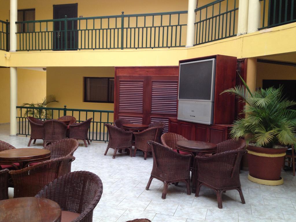 סן פרנסיסקו דה מקוריס Hotel Las Caobas מראה חיצוני תמונה
