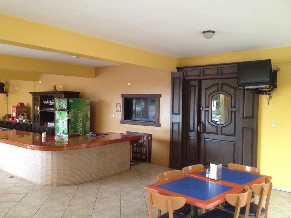 סן פרנסיסקו דה מקוריס Hotel Las Caobas מראה חיצוני תמונה