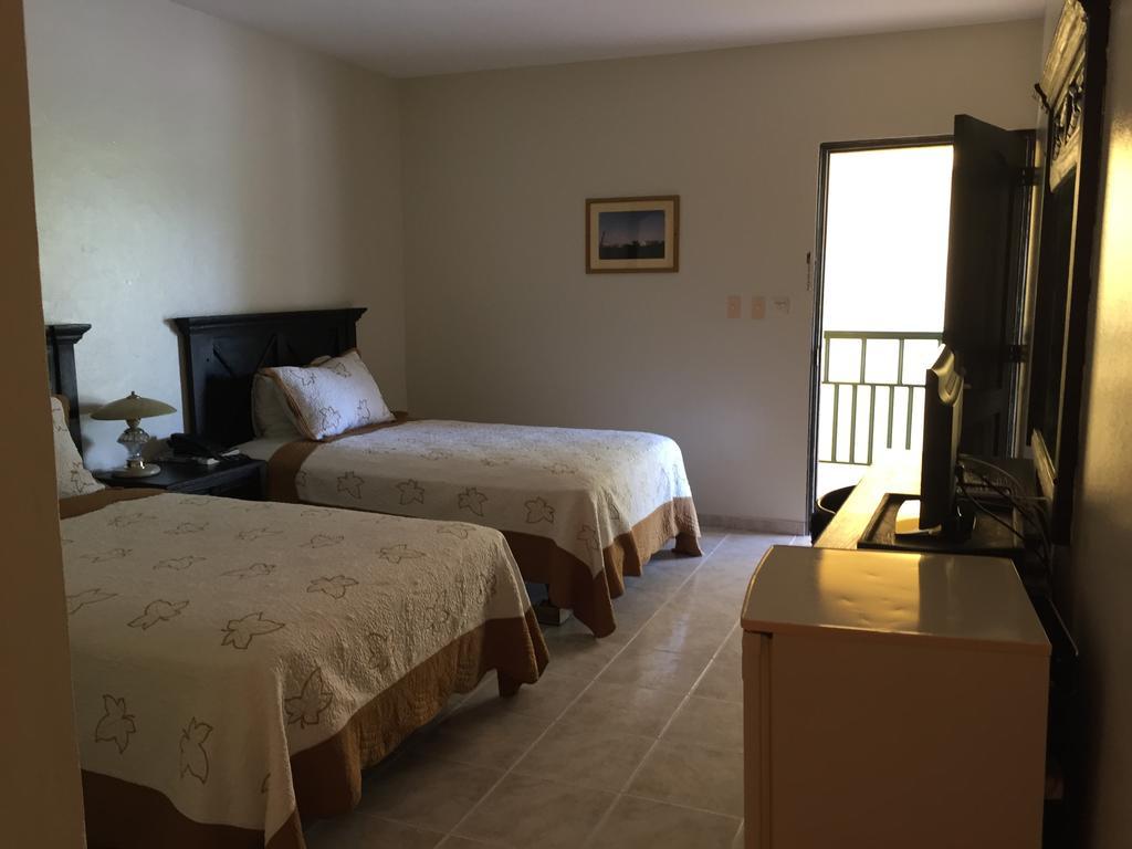 סן פרנסיסקו דה מקוריס Hotel Las Caobas מראה חיצוני תמונה