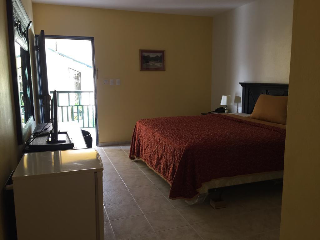 סן פרנסיסקו דה מקוריס Hotel Las Caobas מראה חיצוני תמונה
